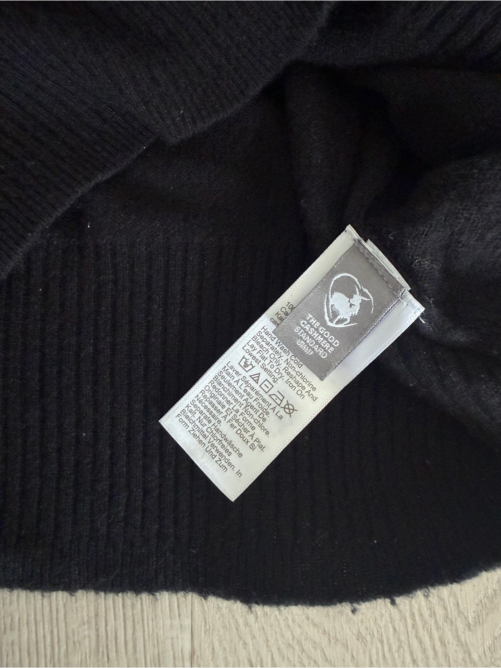 J Crew Cropped Fit Black Cashmere Crewneck Sweater Size Large - Picture 6 of 8